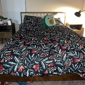 IKEA QUEEN DUVET COVER AND 2 PILLOWCASES
